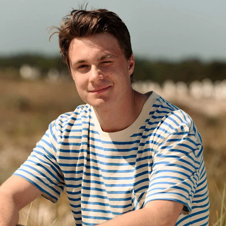 Steele adult t-shirt